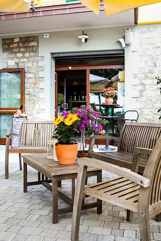 Osteria Da Cesare E Locanda Castel San Pietro Terme Exterior foto
